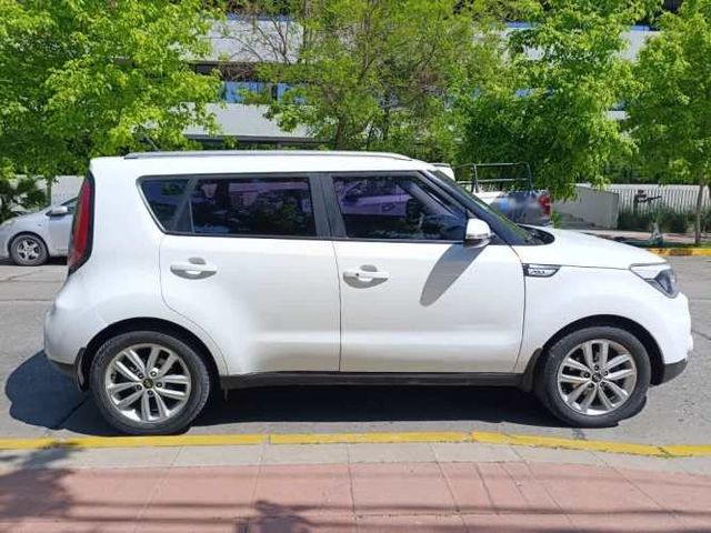 KIA SOUL 2019