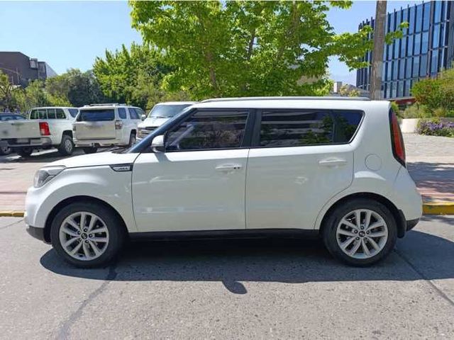 KIA SOUL 2019