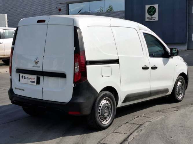 RENAULT EXPRESS 2023