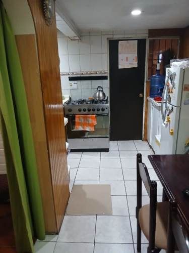 Amplia y solida casa en venta en La Florida