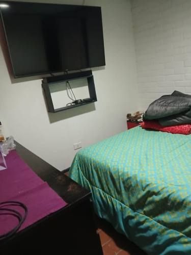 Amplia y solida casa en venta en La Florida