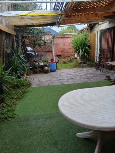 Amplia y solida casa en venta en La Florida