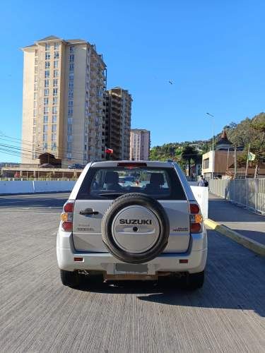 Vendo Grand Vitara año 2007 GLX Sport motor 1.6cc