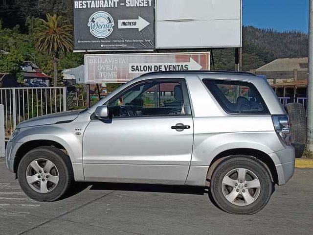 Vendo Grand Vitara año 2007 GLX Sport motor 1.6cc