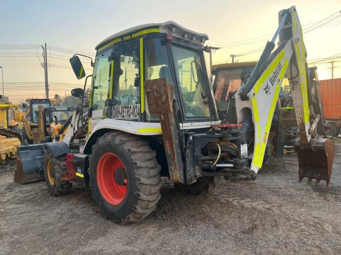 Retroexcavadora Bobcat B730LA - 2017