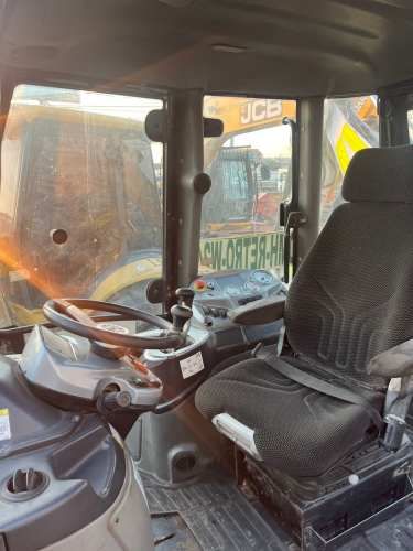 Retroexcavadora Bobcat B730LA - 2017