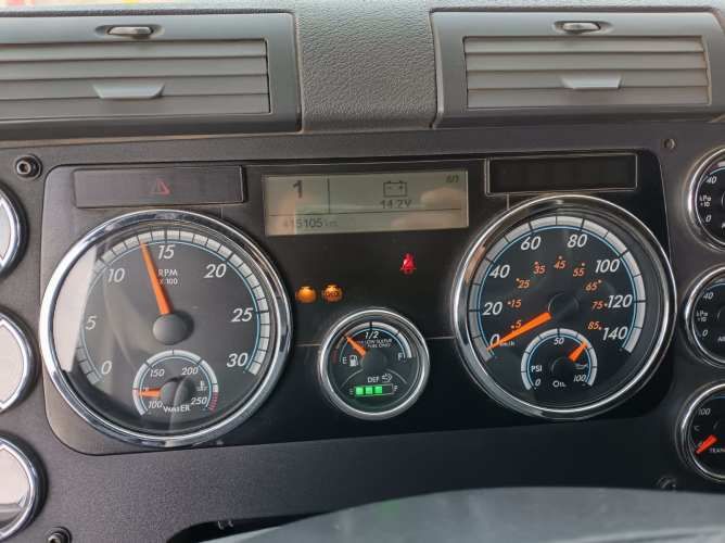 Camión Tracto Freightliner Cascadia 125