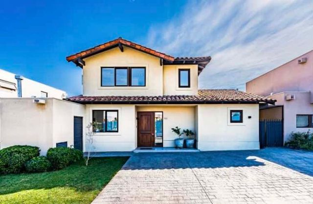 Casa en condominio, cercano al Colegio San Anselmo