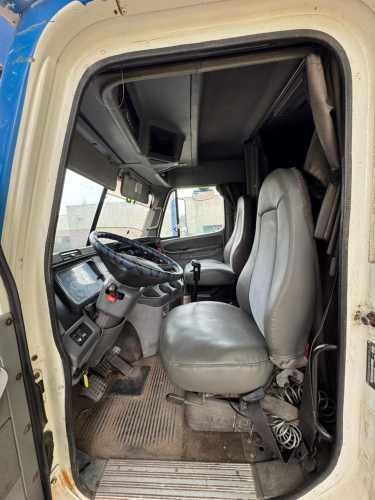 Tractocamion Freightliner CL112 - 2009