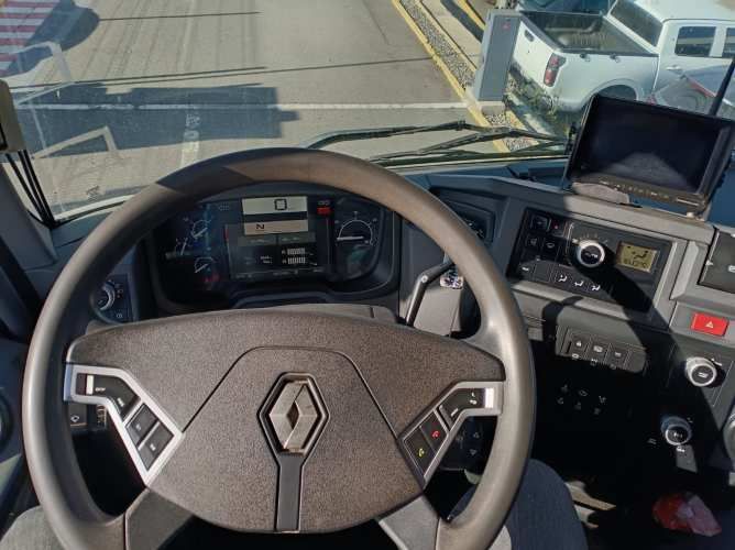 Tolva Renault K-480  año 2023