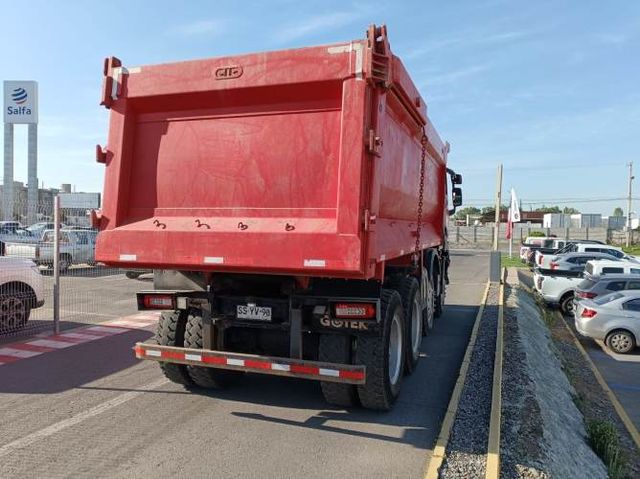 Tolva Renault K-480  año 2023