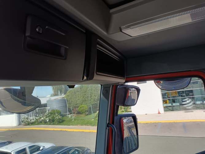 Tolva Renault K-480  año 2023