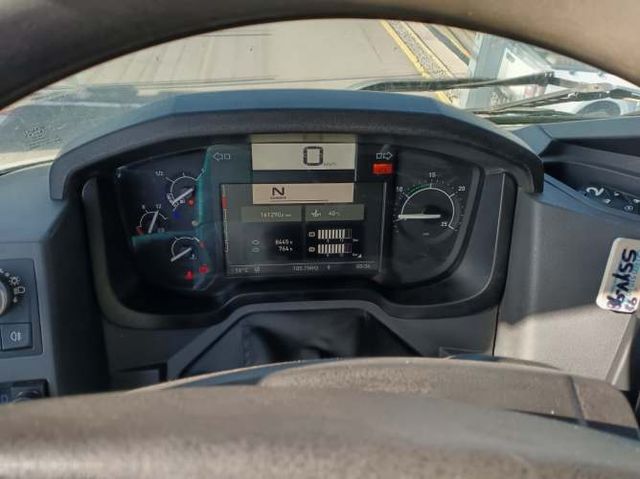 Tolva Renault K-480  año 2023