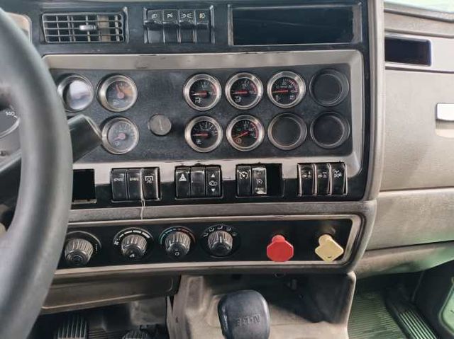 TRACTO CAMION  KENWORTH T800  PPU DRPH16