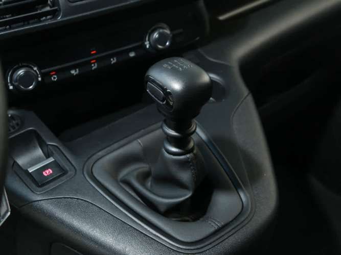 Opel Combo 2024 Combo Diesel 100hp Mt