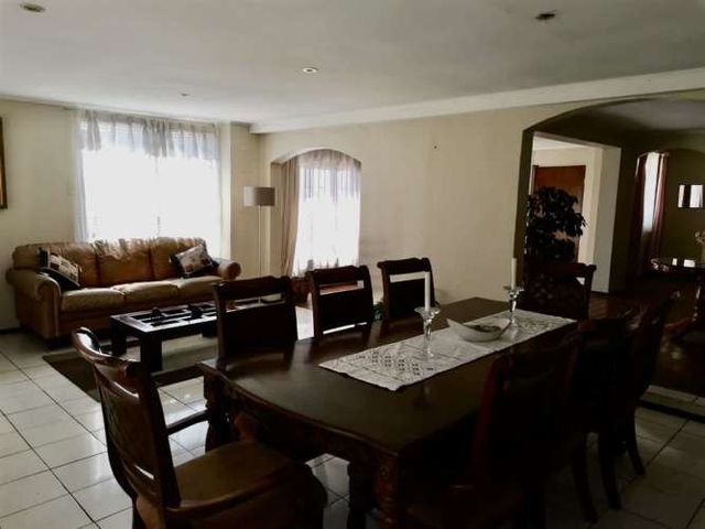 CASA A Pasos de Troncal Urbano