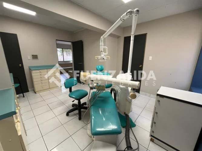 LOCAL COMERCIAL 4 Poniente