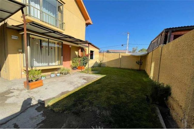 ¡casa en buin con gran patio y terraza!