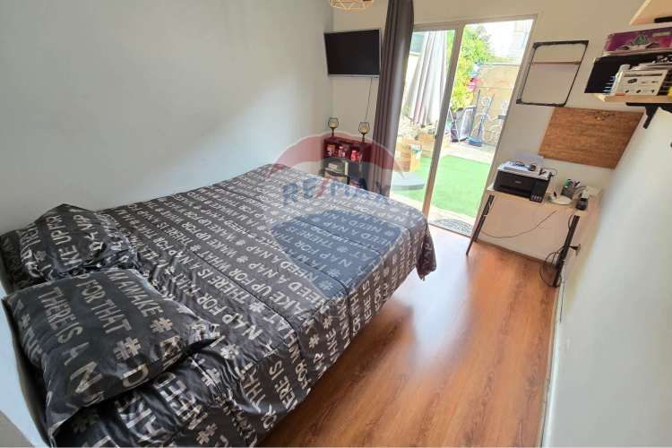 Venta casa 2 pisos en pasaje cerrado