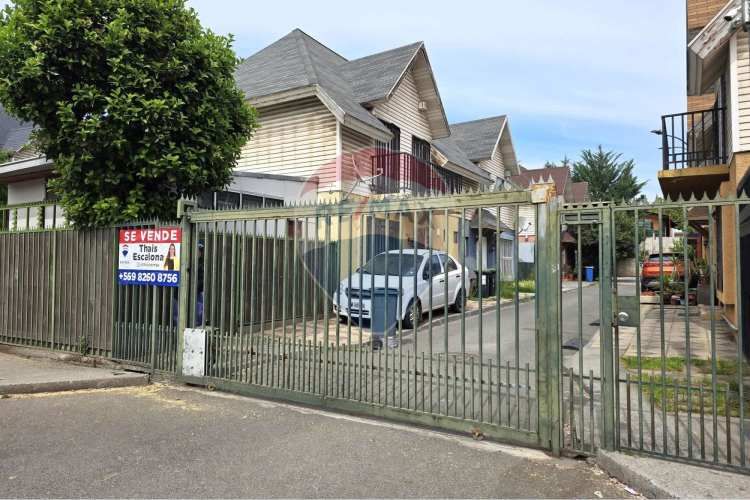 Venta casa 2 pisos en pasaje cerrado