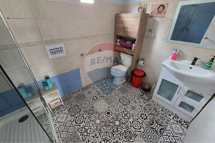 Venta casa 2 pisos en pasaje cerrado