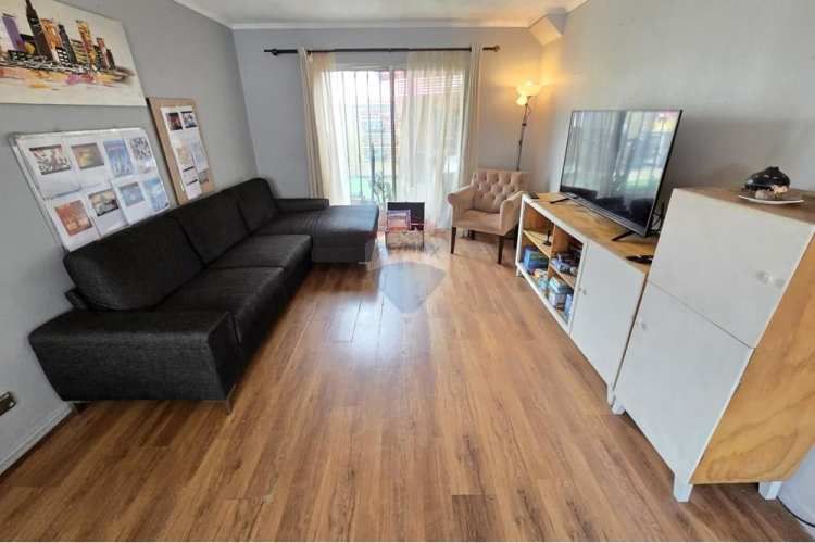 Venta casa 2 pisos en pasaje cerrado