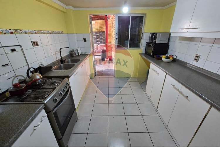 Venta casa 2 pisos en pasaje cerrado