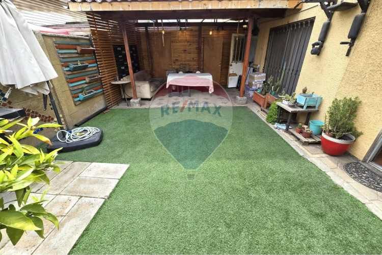 Venta casa 2 pisos en pasaje cerrado