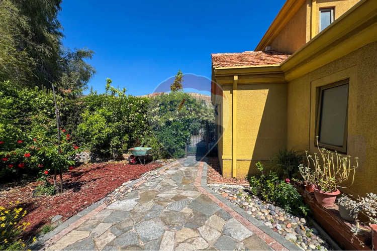 Venta casa en chicureo