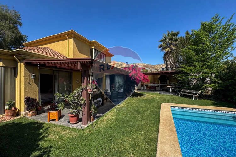 Venta casa en chicureo