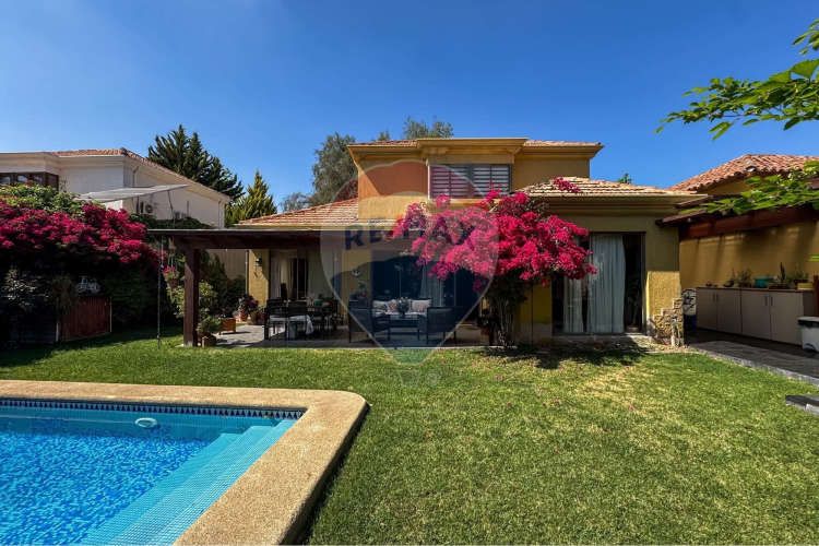 Venta casa en chicureo