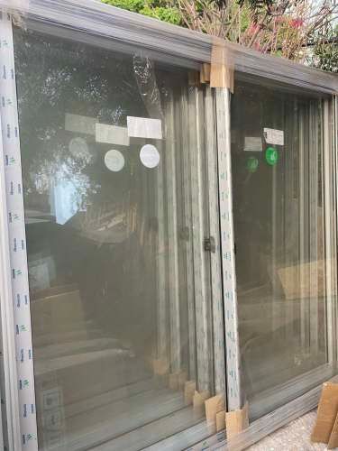 Ventana aluminio de corredera 1.20x1.20