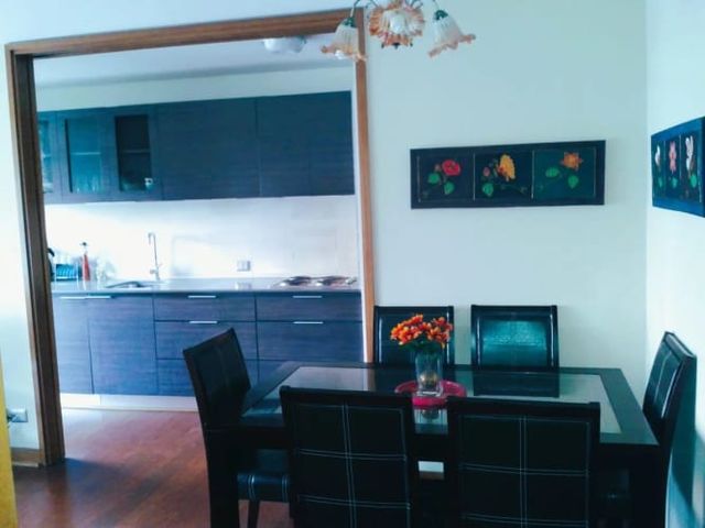 TRANQUILO DEPARTAMENTO EN LAS CONDES 2 DORMITORIOS 2B 1E 1BO