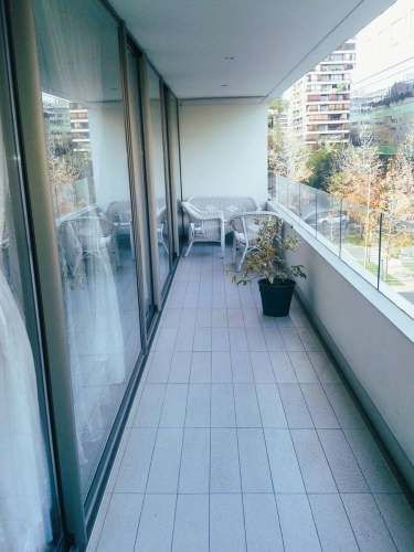 TRANQUILO DEPARTAMENTO EN LAS CONDES 2 DORMITORIOS 2B 1E 1BO