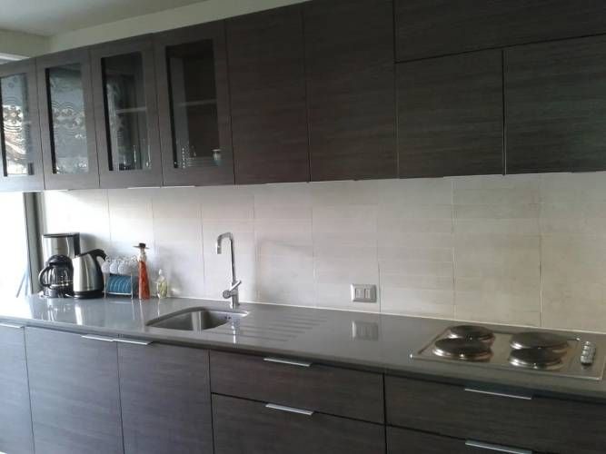 TRANQUILO DEPARTAMENTO EN LAS CONDES 2 DORMITORIOS 2B 1E 1BO