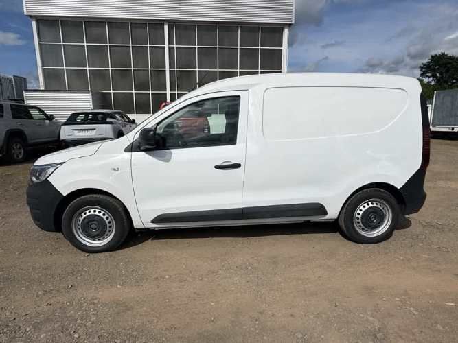 RENAULT EXPRESS 2022