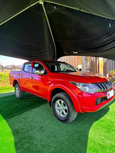 Mitsubishi L 200 KATANA CRT 4X4 (2017)