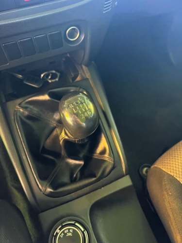 Mitsubishi L 200 KATANA CRT 4X4 (2017)