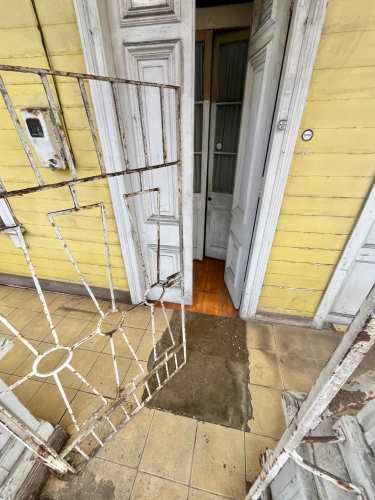 SE VENDE CASONA UBICACIÓN IDEAL PARA INVERSIÓN CALLE BULNES