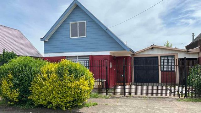 Hermosa casa en venta en Villa Caupolica Temuco