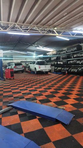 MECANICO AUTOMOTRIZ.