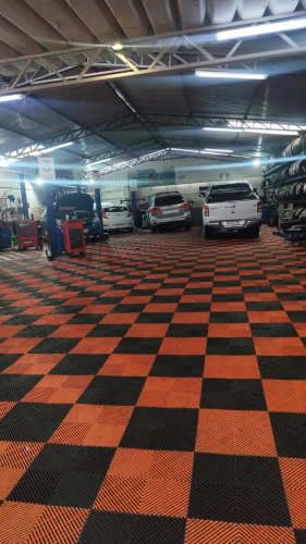 MECANICO AUTOMOTRIZ.