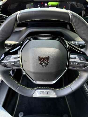 PEUGET 308 GT 1.2 TURBO MAXIMO EQUIPO UN DUEÑO