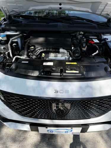 PEUGET 308 GT 1.2 TURBO MAXIMO EQUIPO UN DUEÑO
