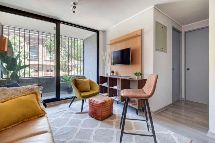 Deptos. Sin uso, a pasos de Metro Republica.