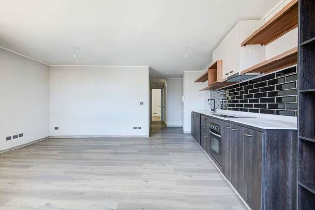 Deptos. Sin uso, a pasos de Metro Republica.