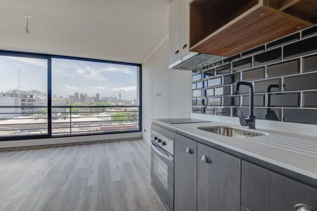 Deptos. Sin uso, a pasos de Metro Republica.