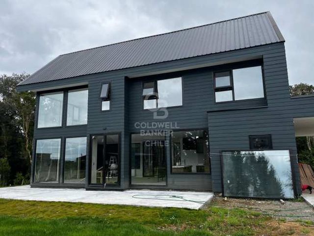 Retiro familiar en Punta Larga: vista lago y naturaleza