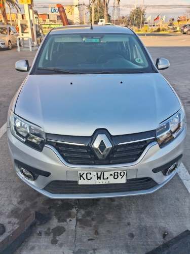 VENDO RENAULT SYMBOL 2018 FULL LLANTAS DEPORTIVAS 65 MIL KL