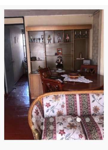 Vendo casa en San Bernardo excelente ubicación. Vende su propia dueña